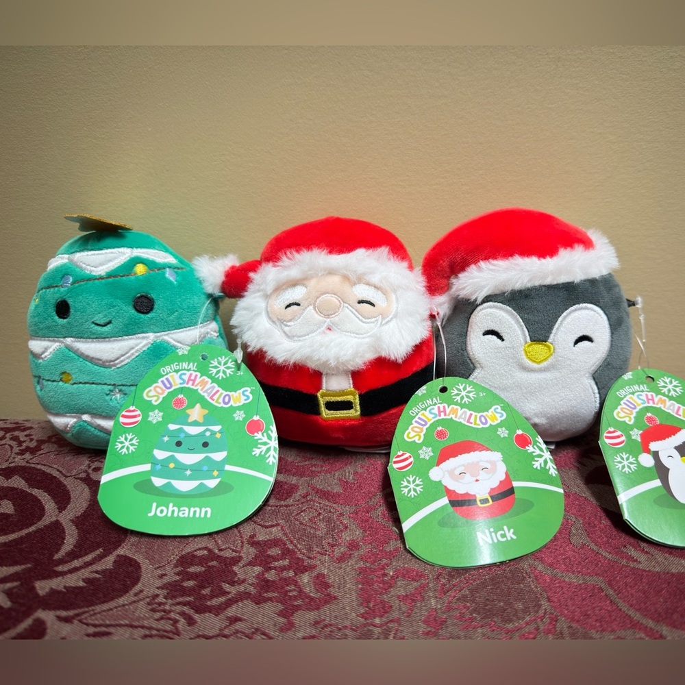 🎄Bundle🎄 4” Holiday Squishmallow